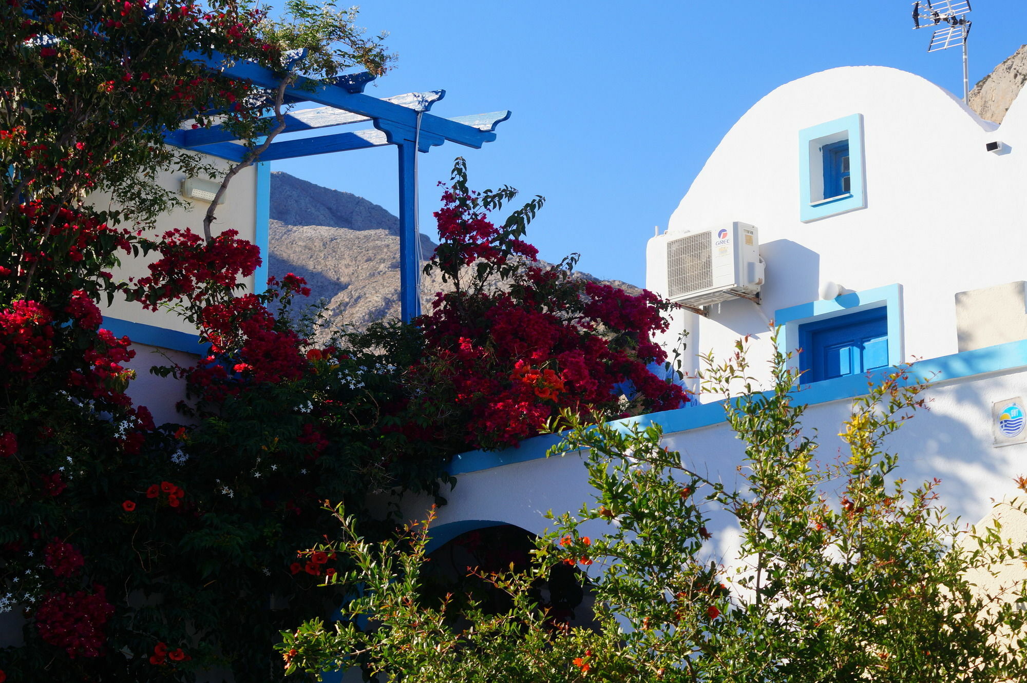 Anna Maria Rooms Santorini Perissa  Exterior foto